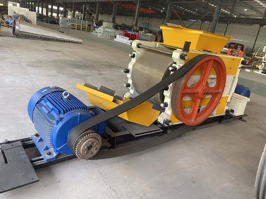 粘土の生産ラインのローラーのハンマー・クラッシャーの製造所装置