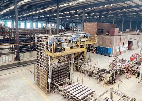 粘土の空のブロックの作成のための炉の自動生産ライン