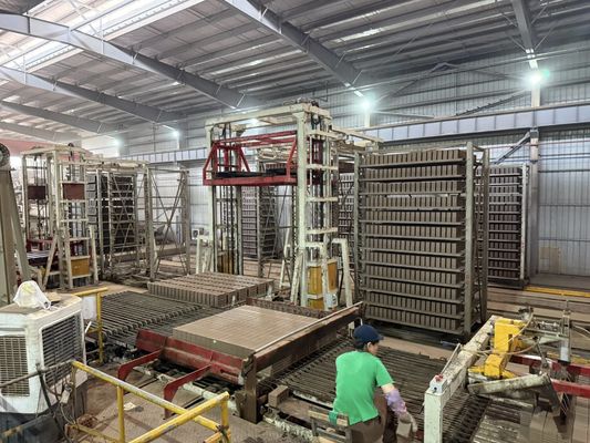 トンネル乾燥機 乾燥システム 全自動 赤粘土レンガブロックを作るプロジェクト