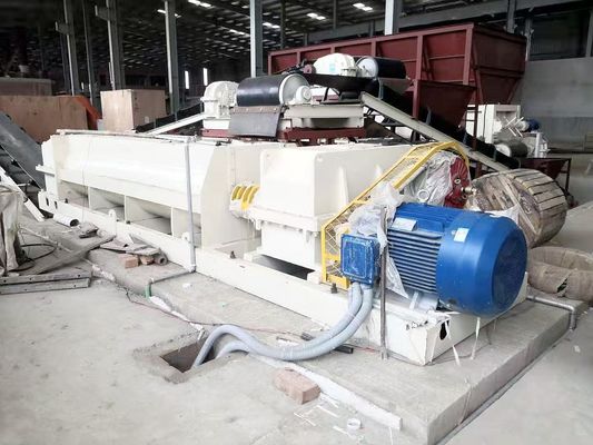 粘土レンガミキサー 機械 双螺旋ミキサー 粘土レンガ製造ラインのダブルシャフトミキサー ミキサー